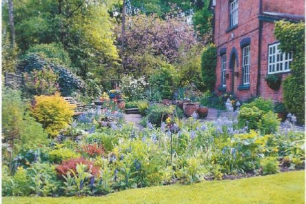 Putley Open Gardens showing the garden at Newlands